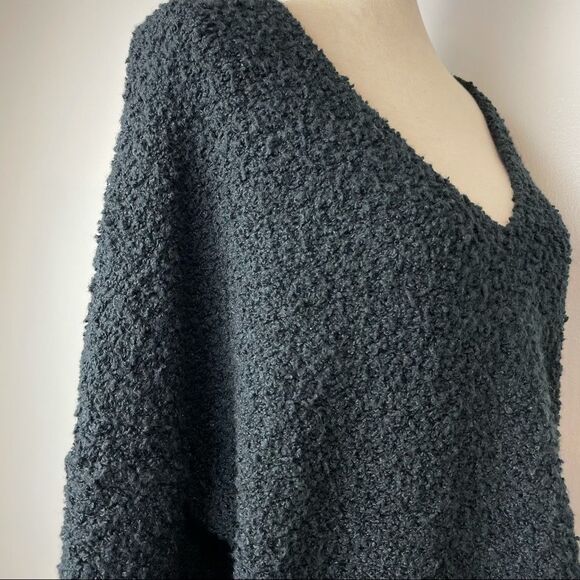 Free People Solid Black Over Sized V Neck Pullover Chunky Cotton Sweater size M - Picture 5 of 14